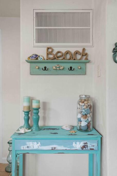 Beach Bungalow - 1 Block To Beach - Pets Welcome! Norfolk Buitenkant foto